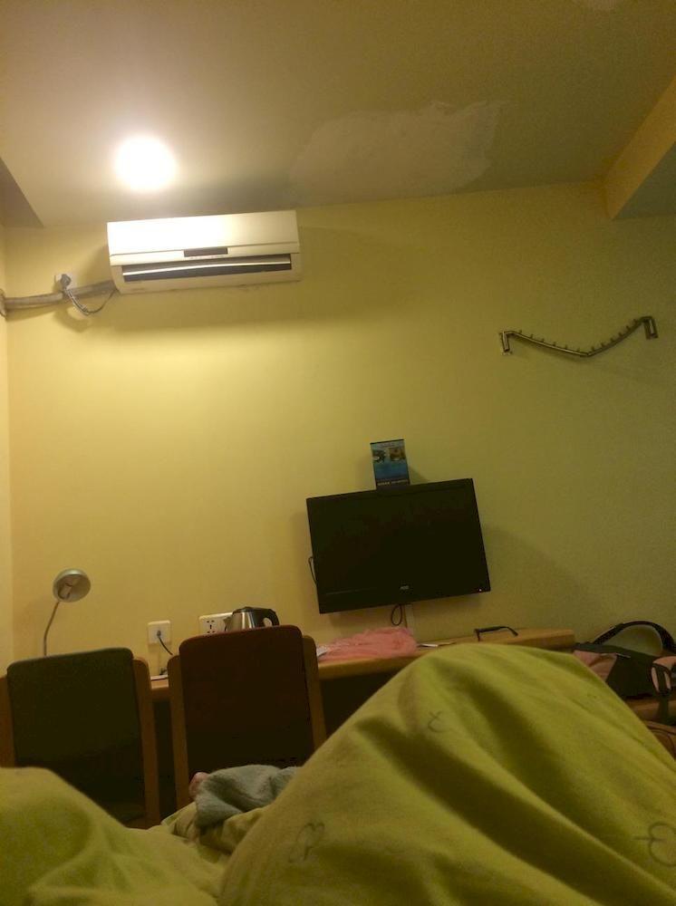 Home Inn Guangzhou Guangdong University Of Foreign Studies Baiyun Avenue Extérieur photo