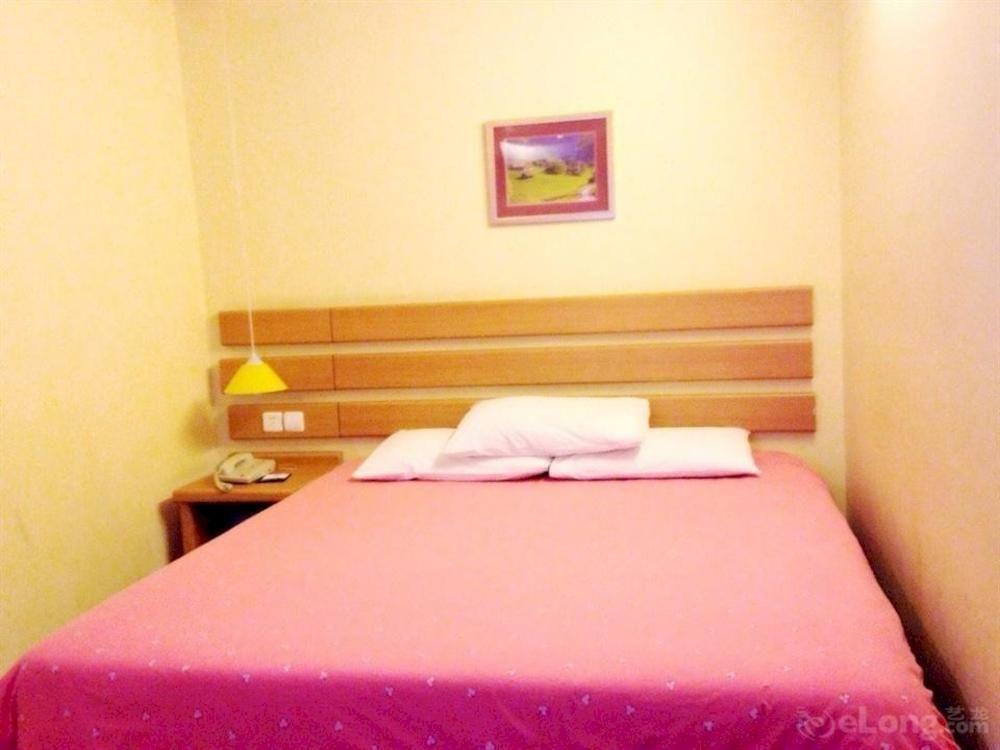 Home Inn Guangzhou Guangdong University Of Foreign Studies Baiyun Avenue Extérieur photo